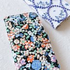 作品手帳型　サークル刺繍小花　iPhoneケース