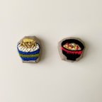 作品[手刺繍] 納豆ごはんシリーズ(卵乗せ納豆ごはん)大 ランチベルト/ブローチ/ヘアゴム