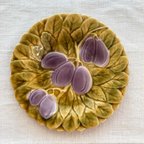 作品【フランス直輸入】愛らしい絵柄が印象的な サルグミンヌ バルボティーヌ 皿 プラム