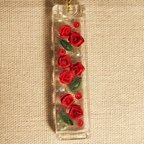 作品ペーパークイリングで作った薔薇のキーホルダー(レッド)