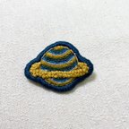 作品刺繍土星ブローチ