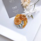 作品【新作】農 オレンジの丸花 ビーズ刺繍ブローチ