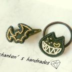 作品ハロウィン★黒猫のビーズ刺繍ヘアゴムとコウモリのピンのセット