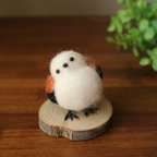 作品シマエナガ(首かしげ) ハンドメイド 羊毛フェルト 野鳥 チクチク系 needlefelting bird