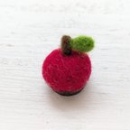 作品羊毛フェルト で作った  かわいい りんご🍎  マグネット 