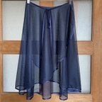 作品【バレエ】紺色のメッシュの巻きスカート　ロング丈