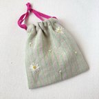 作品刺繍の巾着ポーチ：Daisy 0001