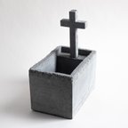 作品十字架のお墓の植木鉢