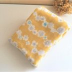 作品*８重ガーゼマフラーフェイスタオル*北欧調yellowflower梅*再販