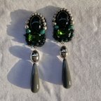 作品【選べる金具】 Green*Black bijou embroidery earrings 