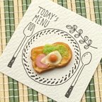 作品朝食パンのブローチ