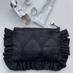 作品Heart Frills Pouch