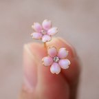 作品【定番・限定1点】小さな桜のピアス