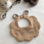 作品後ろ姿もcute♡お名前刺繍のくまみみスタイ🧸