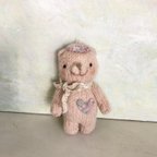 作品ピンクくまちゃんベレー帽がお気に入り　teddy bear