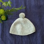 作品赤ちゃんのポンポン帽子　ミントグリーン　手編み