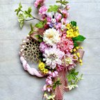 作品No.wreath-15543★ひな祭りリース24-(3)（ダリア＆うさぎ雛） 46x28cm・アートフラワー/造花リース/大型リース