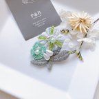 作品【新作】薄緑 花開く ビーズ刺繍ブローチ