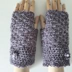 作品ウール、アクリル、ハンドウォーマー(紫色の混ざり)手袋・ウール・手編み