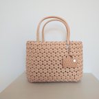 作品☆ミニbagチャーム☆ナチュラルベージュの花結びかごバッグ