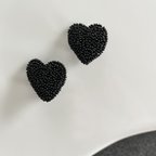 作品BLACK HEART EARRING