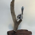 作品流木と小鳥のオブジェ