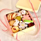 作品【春限定 入学・卒業祝い】桜とうぐいすのクッキー缶