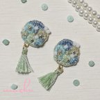 作品タッセル刺繍ピアス(ブルー)