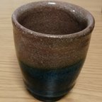 作品手作りの湯呑です（赤土に織部釉）