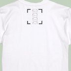 作品「はいポーズ。」 Tシャツ