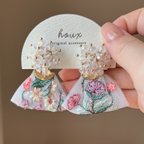 作品つぶつぶビーズ　インド刺繍リボンのピアス🌷