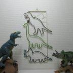 作品ワイヤー壁飾り「恐竜」