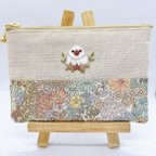 作品もっちり白文鳥🕊刺繍　ポーチ　小鳥　リバティ使用