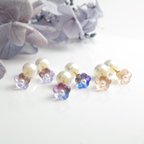 作品色変わり　紫陽花のピアス　一輪　Czechbeads