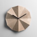 作品≪送料無料≫　北欧デンマーク産　Delta Clock / デルタ クロック　オーク無垢材 + 黒針（出産祝い・引っ越しなど、新たな門出への時計ギフトとしても◎）