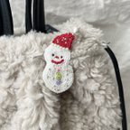 作品雪だるまブローチorキーホルダー　ビーズ刺繍