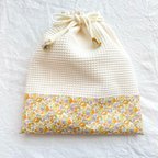 作品【体操服入れ】お着替え入れ 巾着 リバティ風 入園入学　女の子　ワッフル×花柄