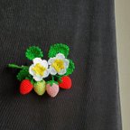 作品🍓ふっくら苺のコサージュ🍓