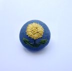 作品たんぽぽの刺繍のヘアゴム