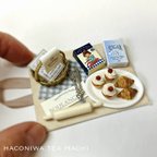 作品♡miniature sweet basket♡イチゴカップケーキ