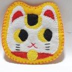 作品【フェルトのブローチ】招き猫