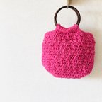 作品バービーピンクの手編みリングバッグ/ニットバッグ/毛糸バッグ