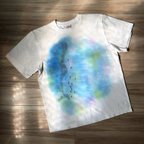 作品手描きTシャツ一点もの『水彩の中を泳ぐザトウクジラと海月』ユニセックスL