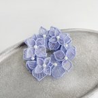 作品オーガンジー刺繍 紫陽花ブローチ(ライラック色)《受注制作》
