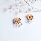 作品ピンクに色づく花ピアス/イヤリング