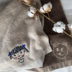 作品【似顔絵、子どもの絵刺繍タオル】ふんわりフェイスタオル　クリスマスプレゼント　誕生日　父の日　母の日　お年賀　退職祝い　内祝い　ご褒美に　今治タオル　厚手タオル　バレンタインデー　ホワイトデー