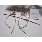 作品leather ribbon earring レザーリボンイヤリング