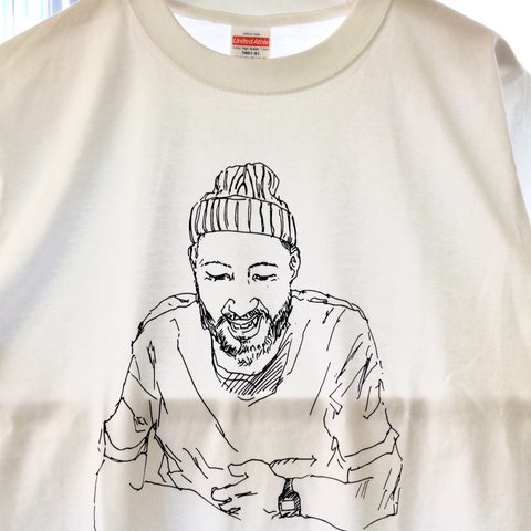 イラストTシャツ 「ニット帽のひげ男」サイズS