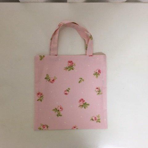 【送料無料】手提げバッグ(YUWA＊ピンク色地に薔薇と白色水玉＊2)