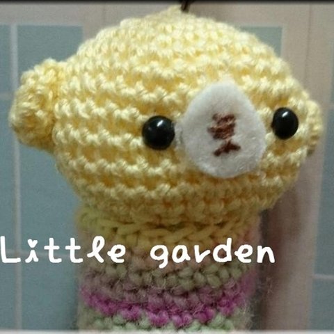 Little garden あみぐるみ　リップケース　くま